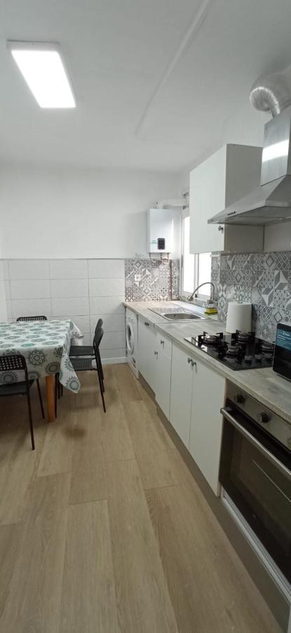 La Casona Vivienda Uso Turistico Recien Reformada En El Centro De Vilagarcia. Вілагарсія-де-Ароуса Екстер'єр фото